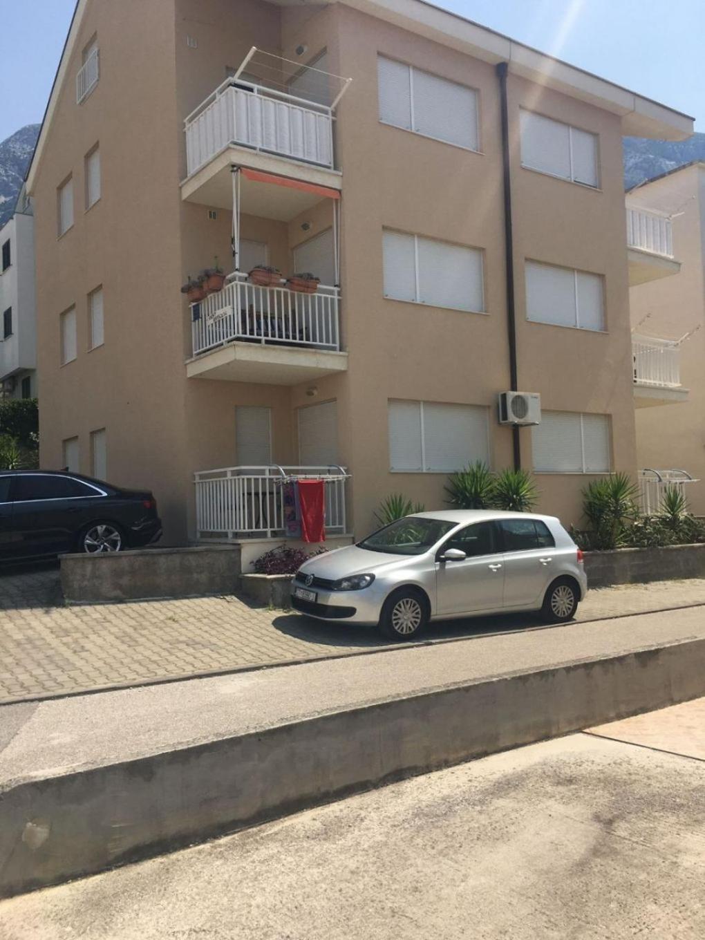 Apartment Zdrave - Free Parking Makarska Esterno foto