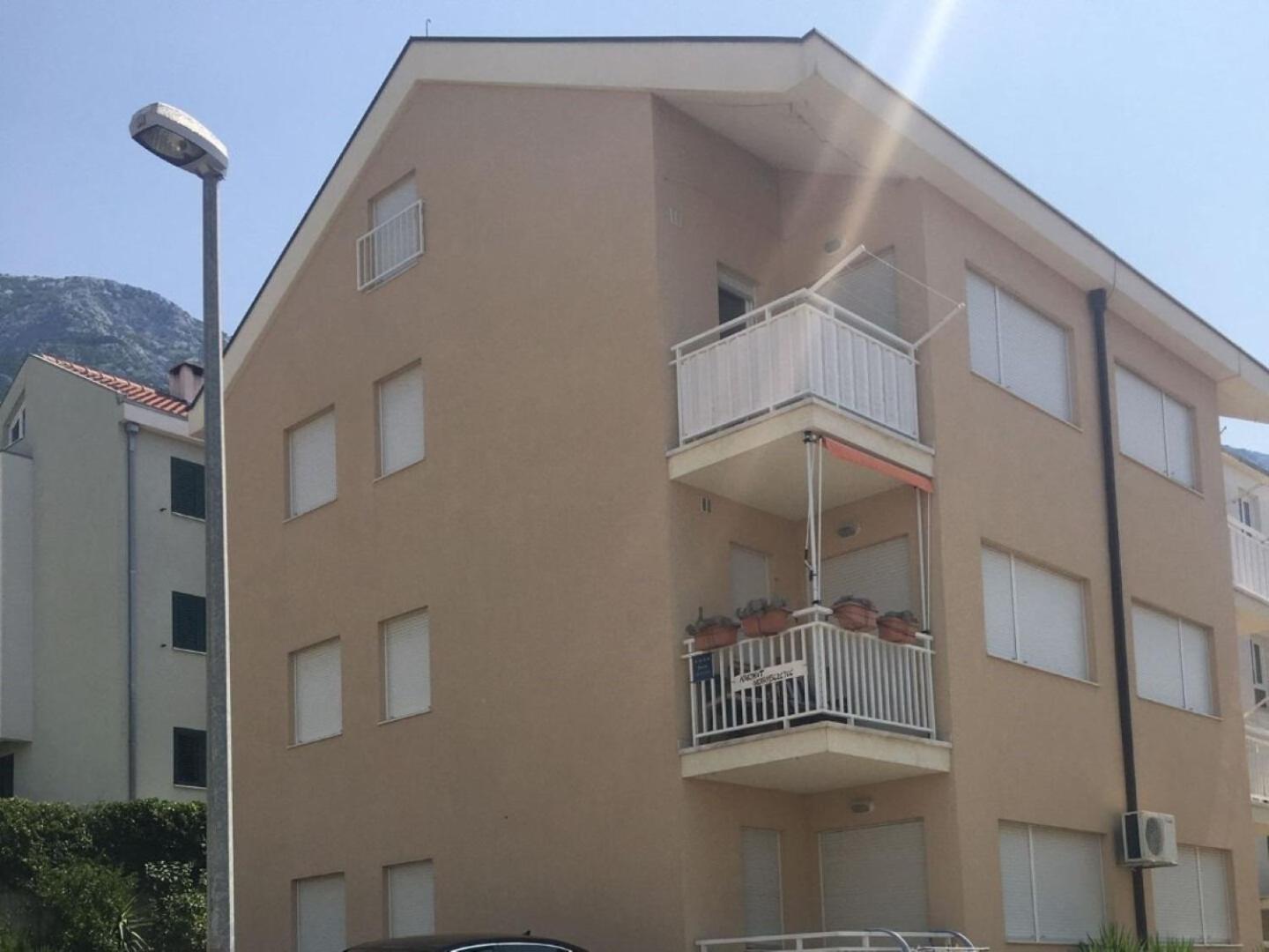 Apartment Zdrave - Free Parking Makarska Esterno foto